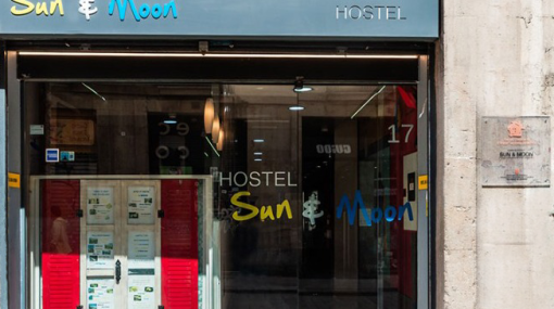 SUN & MOON HOSTEL